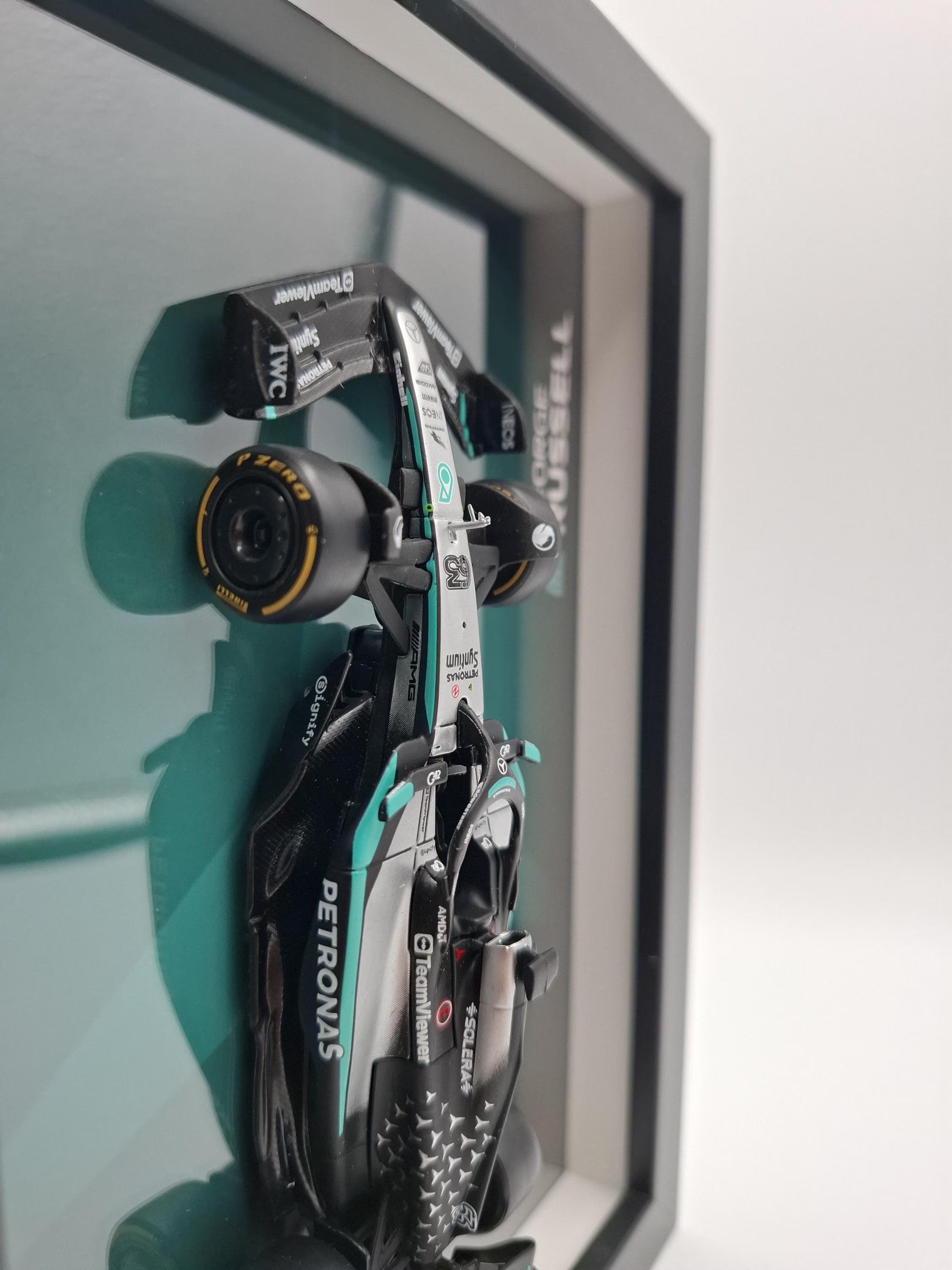 George Russell o Kimi Antonelli  - Mercedes